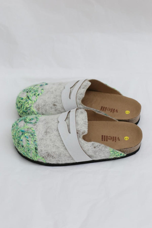Vitelli clogs SS22_DMBF01_M6 green and white PV12